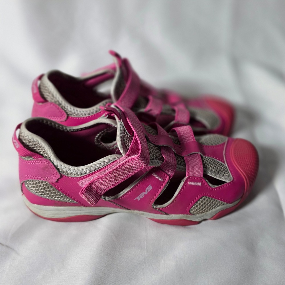 Teva Kids‎ Pink Gray Sport Sandals Water Shoes Hook and Loop Big Kid Size 7